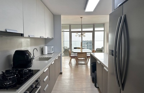 Tumba Vieja Apartment | Three-bedroom apartment with ocean views, pool, gym C20C
