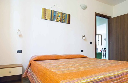 Torre di Bari Apartment | Three-room apartment 5 Torre di Barì, near the sea, with two bedrooms and covered terrace