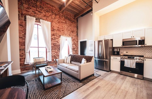 Jonesville Apartment | Three Trails Downtown Elkin, 1 Bedroom, Ground Floor