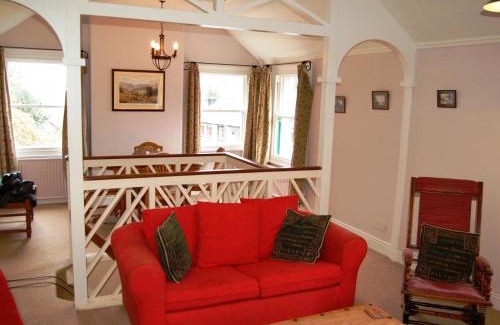 Thornthwaite House | Thwaite Hill Cottage