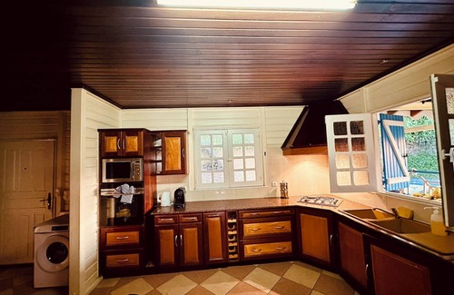 Riviere-Salee Villa | Ti Bwa Kréyol