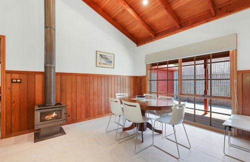 Inverloch House | Time and Tide