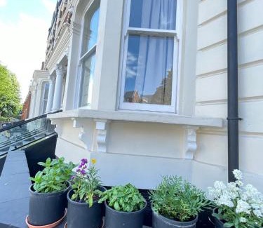 Tufnell Park Apartment | Time to relax