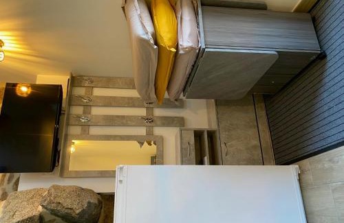 Cohiniac House | Tiny breyz