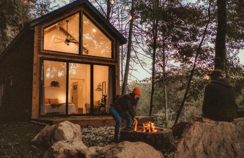 Rogers House | Tiny Cabin in RRG - The Taoist