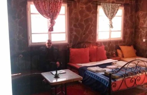 Aghbar Bed & Breakfast | Tizi n test La Haute Vue 2100m