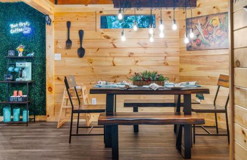 Sevierville House | Together by Nature Cabin
