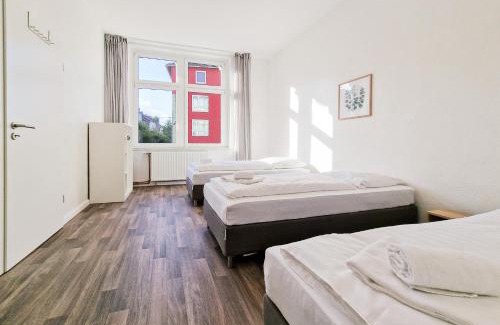 Hochfeld Apartment | Tolstov Apartments - Several 1 Room Fitter Apartments with kitchen and washing machine - 25 Min Messe DUS