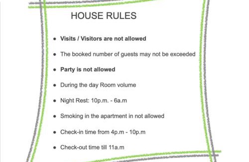 Neuenkamp Apartment | Tolstov House - 6 Room House with Terrace and Parking - 25 Min Messe DUS & Airport DUS