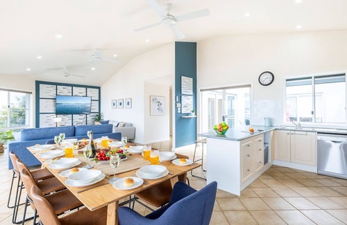 Soldiers Point House | Tomaree Vista, 65 Vista Ave - stylish house with stunning water views, WiFi and Linen