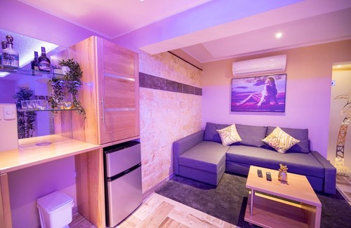 El Batey Villa | Top-class guest-friendly central villa with pool/basketball/gym/billiard/BBQ!