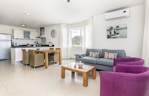 Sint Michiel Apartment | Top Floor Seaview Blue Bay Apt next to beach and golf course