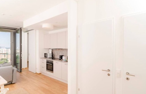 Favoriten Apartment | Top Of Belvedere near Vienna Hauptbahnhof