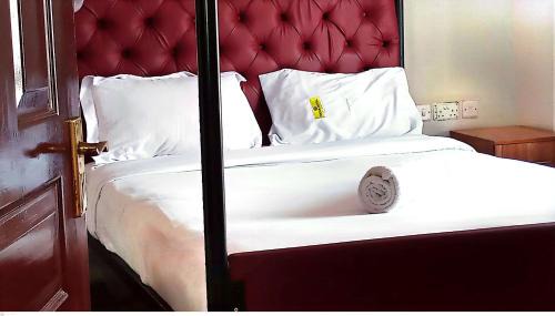 Central Province Hotel | TOQUe HOTEL & ACCOMODATIONS