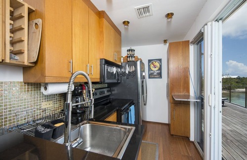 Savannah Sound House | Touch Of Class 3 Bedroom Home