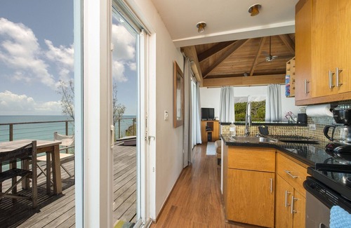 Savannah Sound House | Touch Of Class 3 Bedroom Home