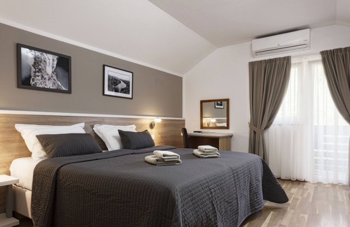 Ostarski Stanovi Hotel | Tourist Center Marko