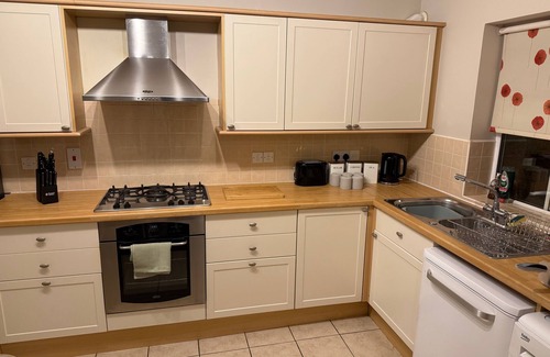 Yeovil House | Town House in Yeovil - your perfect stay