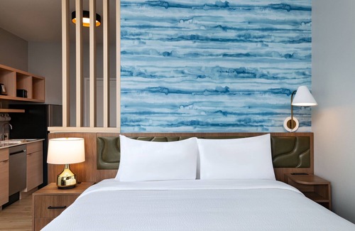 The Fountains Hotel | TownePlace Suites by Marriott Stafford Sugar Land