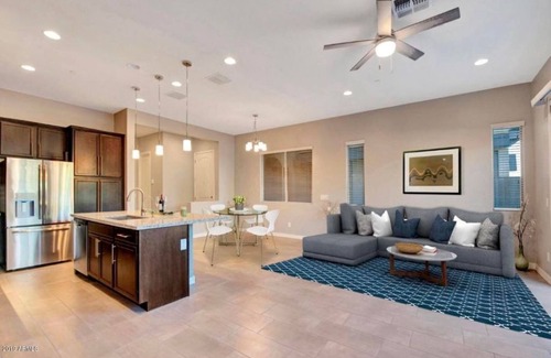 Civic Center Mall House | Townhome in great Scottsdale location