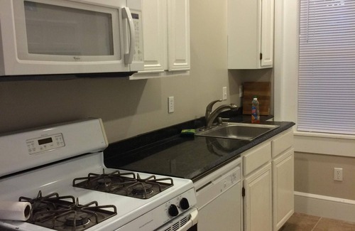Cumberland House | Townhouse in Historic Downtown Cumberland