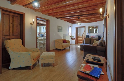 Katerini Villa | Traditional Villa Peponi