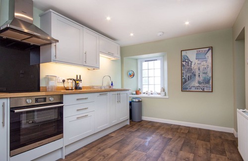 Bonar Bridge House | Traditional stone cottage situated in the heart of Bonar Bridge.