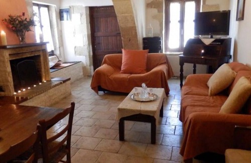 Latziana Villa | Traditional Stone Villa with Private Pool and AC, near to beautiful Beaches!