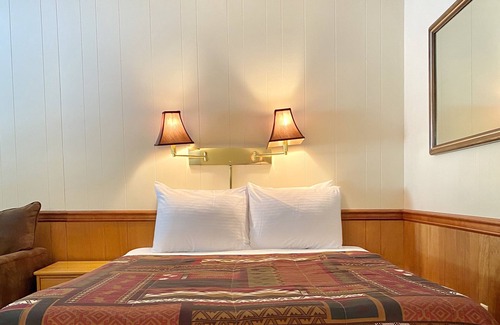 Moose Pass Cabin | Trail Lake Lodge