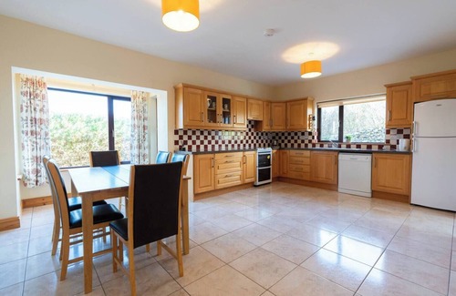 Dingle House | Tranquil Dingle Hideaway