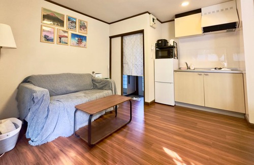 Shimoigusa Apartment | Tranquil Getaway in the Heart of the City