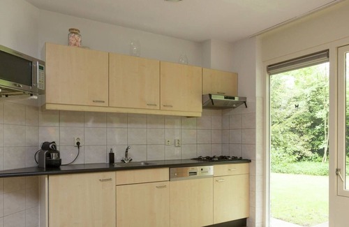 Lemele House | Tranquil Holiday Home in Lemele with Terrace