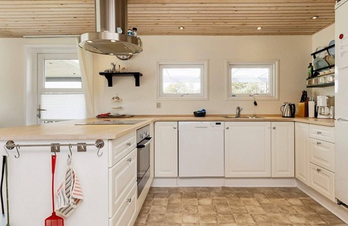 Hou House | Tranquil Retreat in Hou Oasis-By Traum