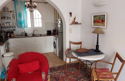 Amoopi House | Tranquil Villa With Sea View in Ammopi Karpathos