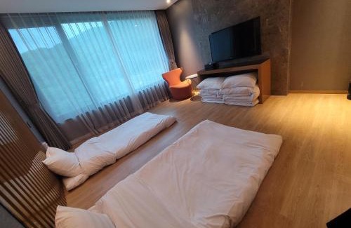 Sabuk Hotel | Traum Valley Hotel - formerly jeongseon intoraon hotel