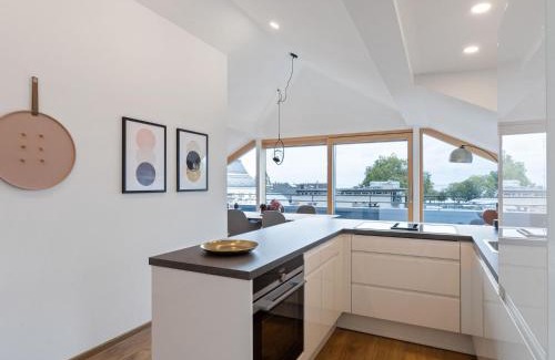 Bregenz Apartment | Traumhafte Stadtwohnung mit Bodensee-Blick