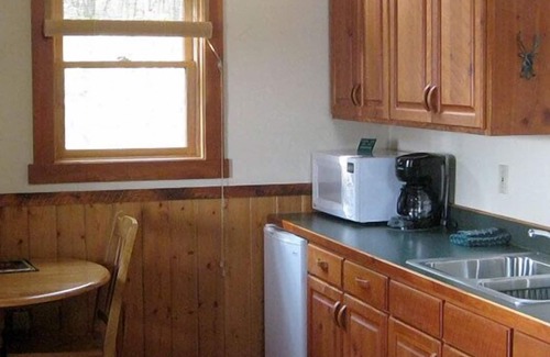 East Glacier Park Village Cabin | Travelers Rest Lodge