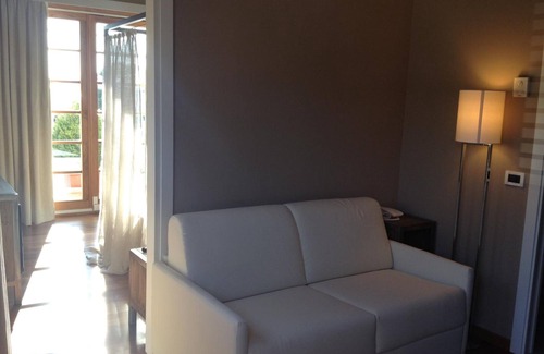 Roiano-Gretta-Barcola-Cologna-Scorcola Hotel | Tre Merli Beach Hotel