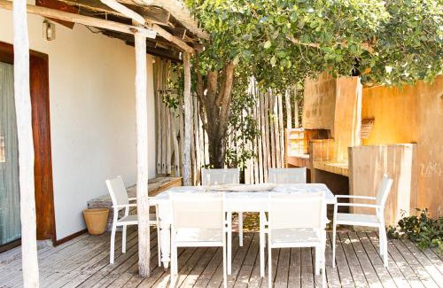 Tofo House | Tree House Villa