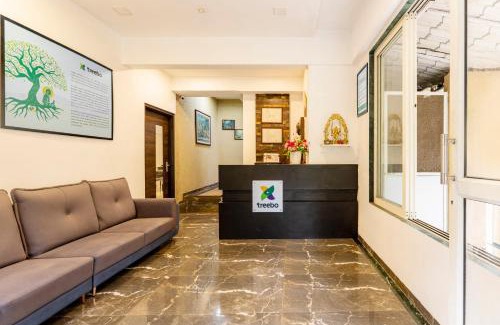 Palghar Hotel | Treebo Blue Roof, Kelwa