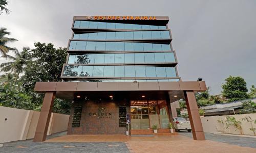 Nedumbassery Hotel | Treebo Golden Terminal, Kochi Airport
