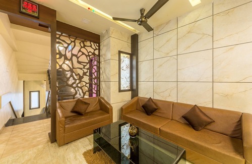 Chennai Hotel | Treebo Nestlay Airport Alandur