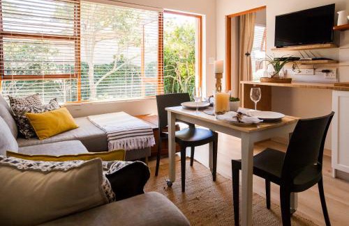 Somerset West Apartment | Treehouse at Theebos