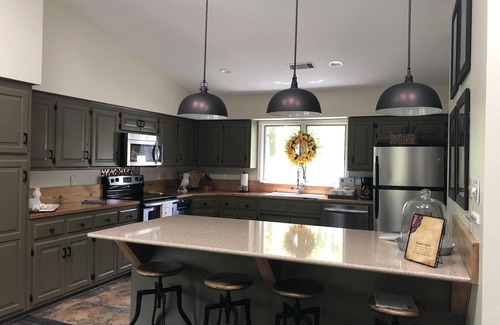Mount Ida Condo | Treehouse Condo at Mountain Harbor Resort