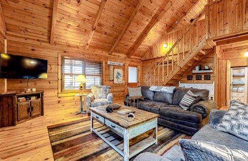 Blue Ridge House | TreeHouse Hideaway
