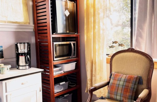 Buxton Apartment | Treetop retreat. Perfect for one or two.