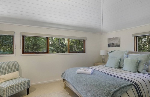 Pearl Beach House | TREETOPS LODGE @ PEARL BEACH