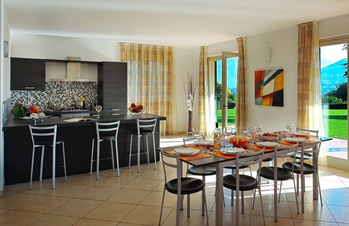 Tremezzo Apartment | Tremezzo Residence apartment no 6 with pool and spa by Italian Apartments.