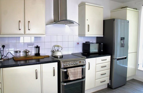 Coldharbour Apartment | Trendy apartment in brixton