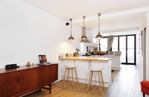 Dansaert Apartment | Trendy Sainte Catherine Appartment